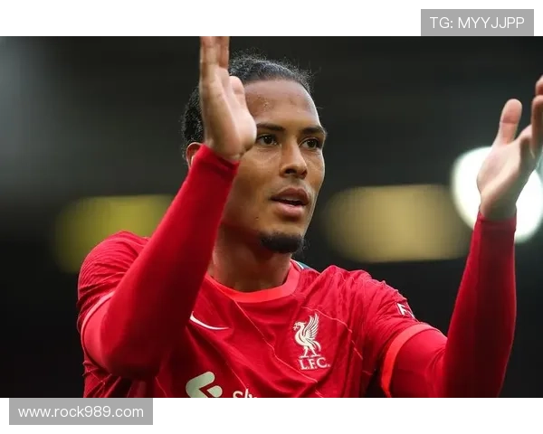 范戴克再创辉煌，助力球队征战新赛季，其全球最佳中卫的称号让人瞩目