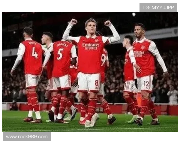 阿森纳表面能攻,实则稳不住——连胜背后崩盘风险藏不住了 阿森纳表面能攻,实则稳不住——连胜背后崩盘风险藏不住了