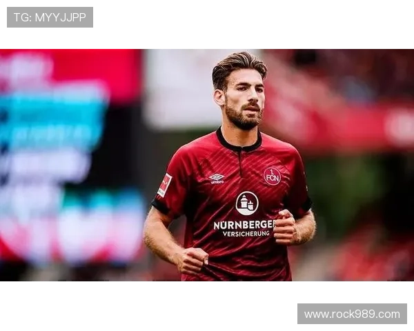 奥纳纳：从霍芬海姆梯队到汉堡主力的职业起步解析