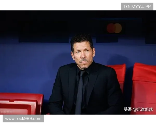 曼联深陷危机:从豪门沦落,滕哈格的战术困境暴露致命短板! 曼联深陷危机:从豪门沦落,滕哈格的战术困境暴露致命短板!