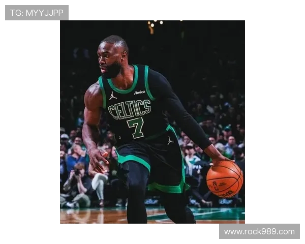 杰伦·布朗无球跑位比塔图姆更提升三分效率