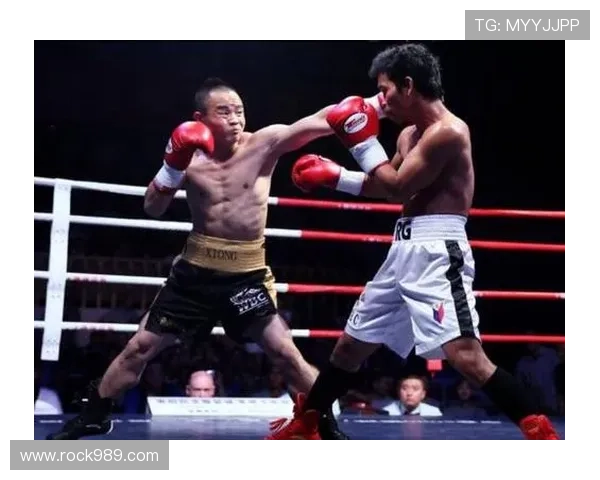 熊朝忠家的拖拉机还没换，拳台上的金腰带倒攒了一抽屉