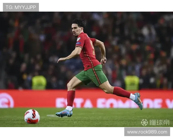 维蒂尼亚：从后场出球点到前场连接器的战术角色进化